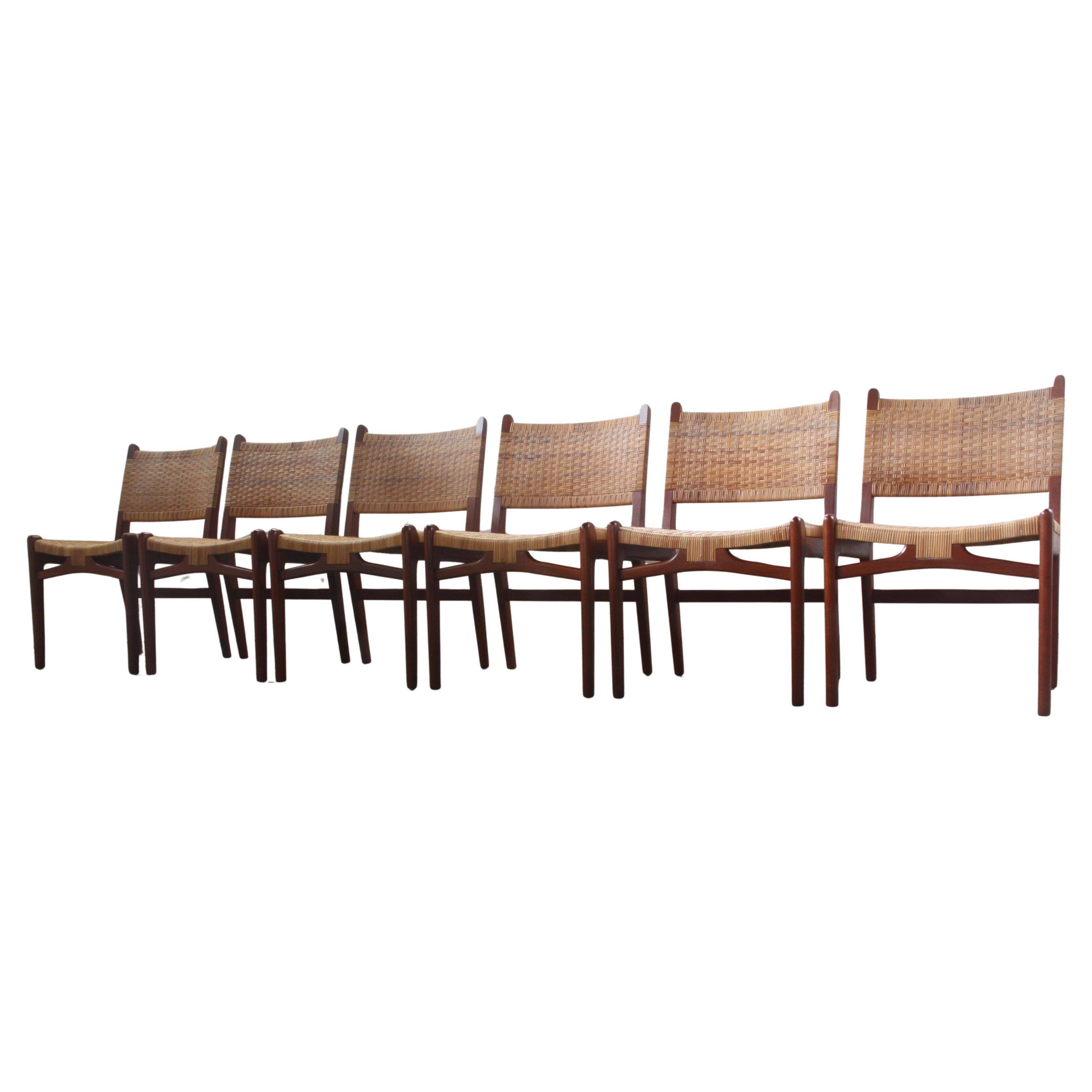 Hans J. Wegner dining chairs in teak model CH-31 by Carl Hansen & Søn