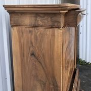 Louis-Philippe secretary, mid-19th century, in walnut burl.