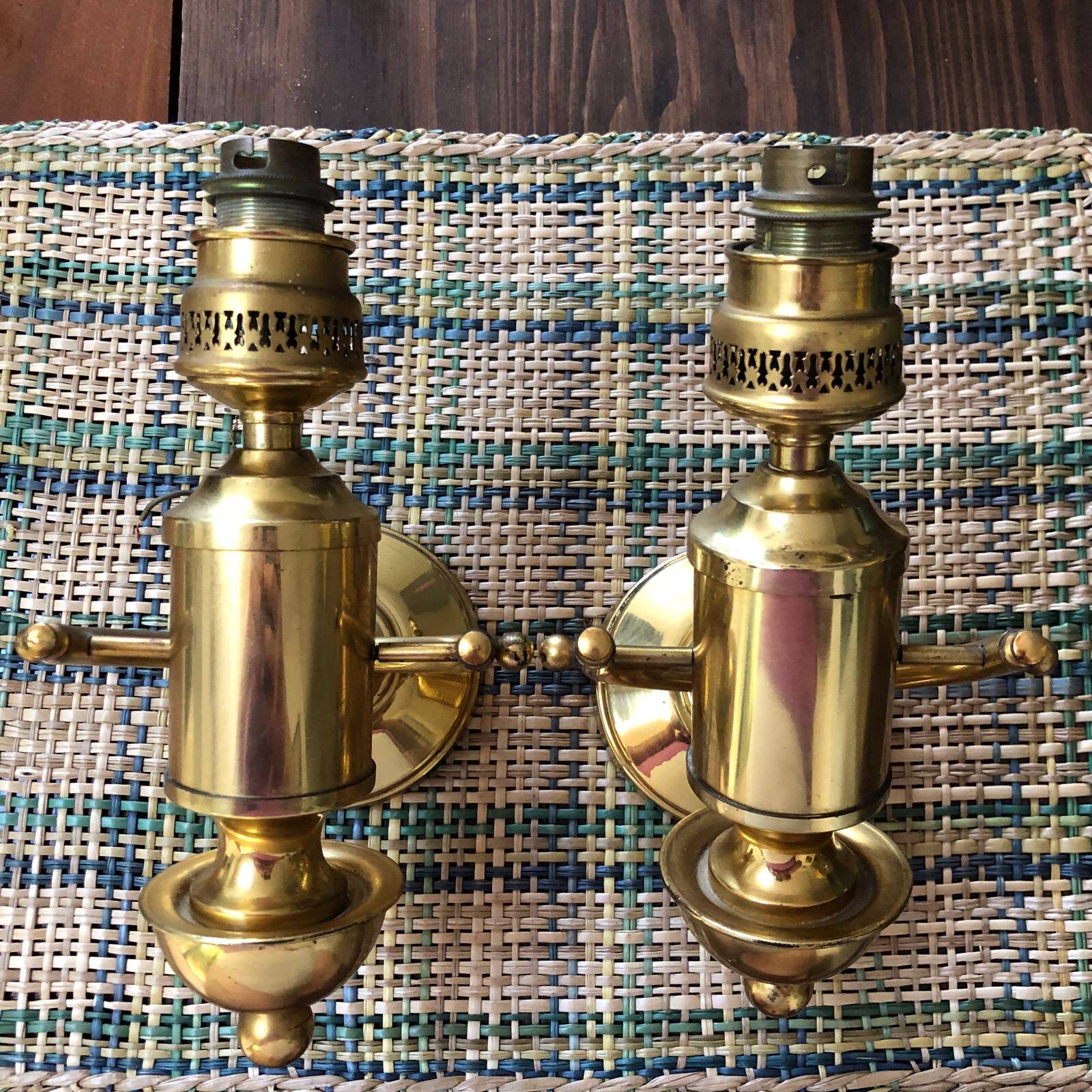 Pair of bronze wall lights