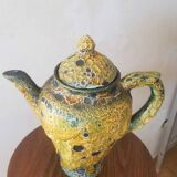 Magnesite pitcher
