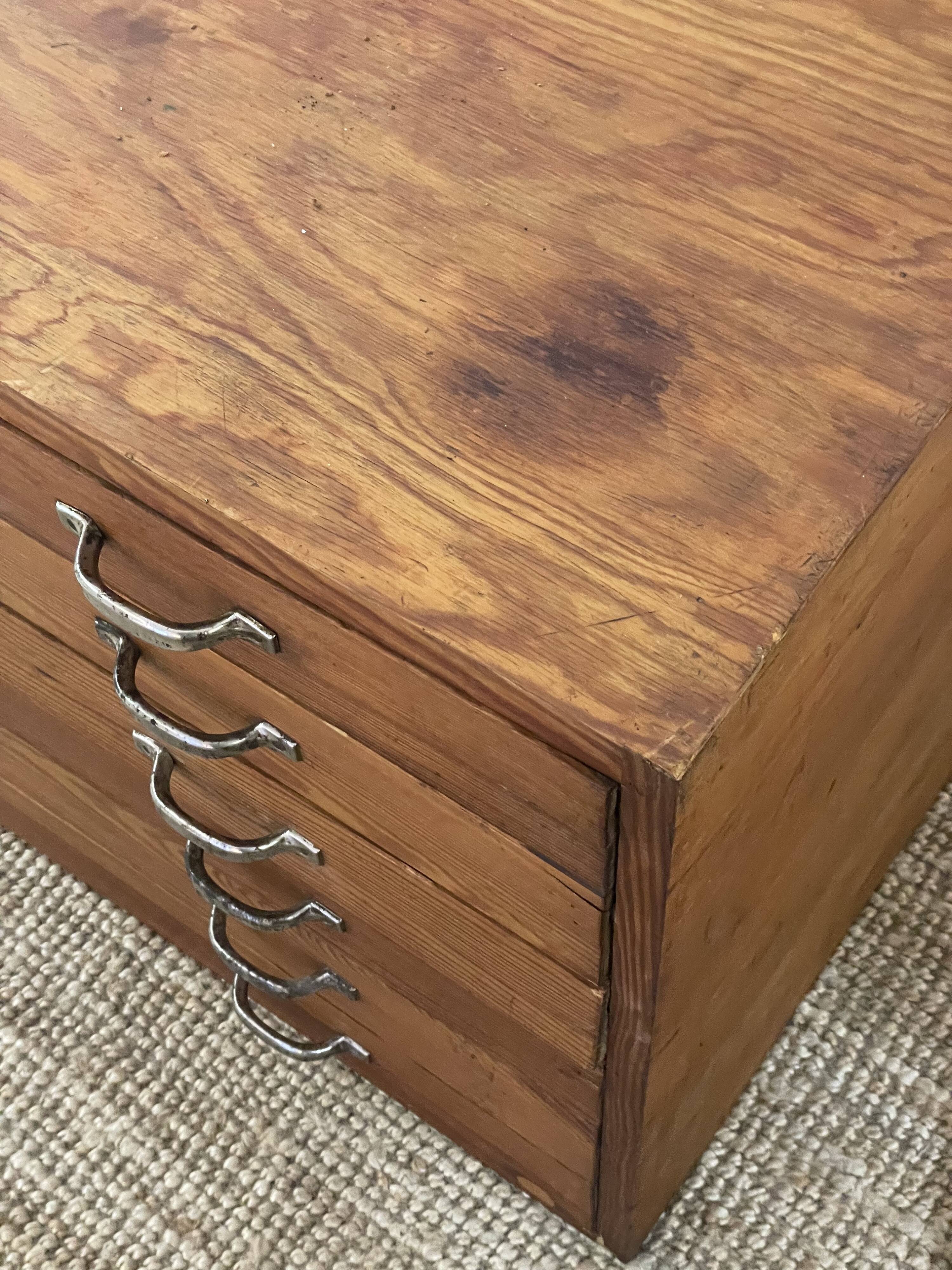 Architect's furniture