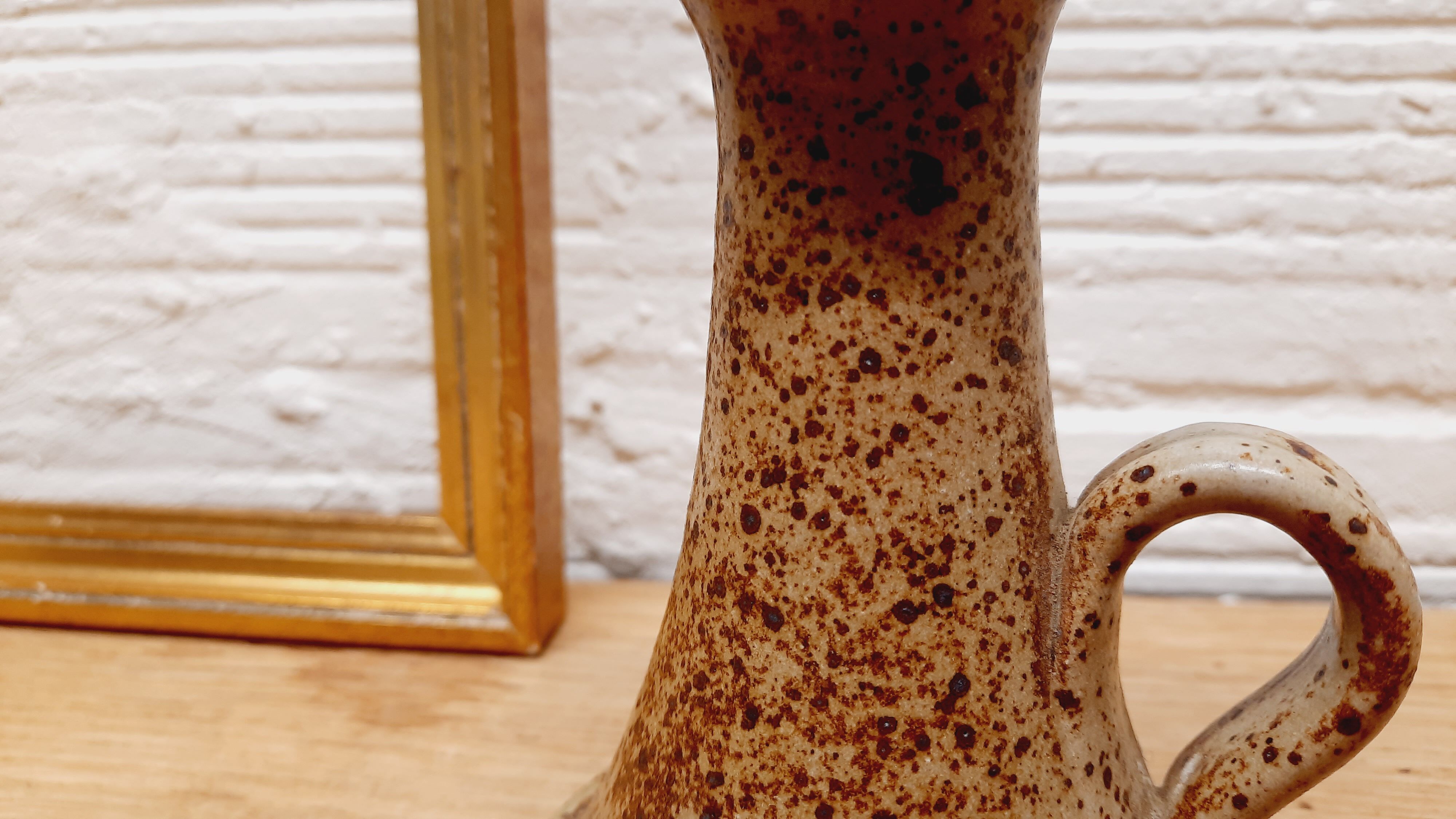 Hand candlestick sandstone