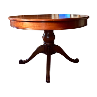 Central foot cherry roundtable