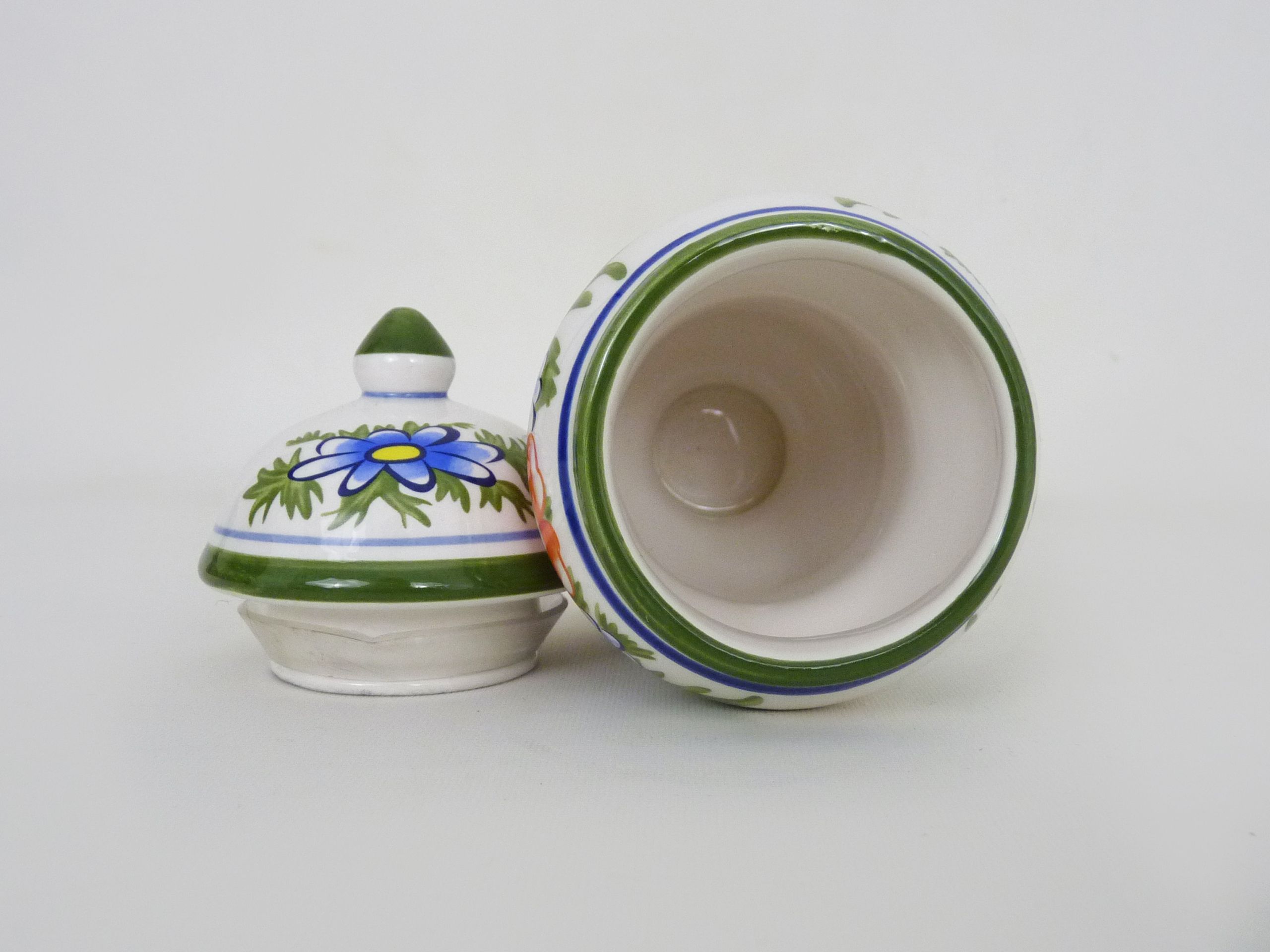 Old apothecary pot, ceramic Laurus medicine jar. Year 70 80