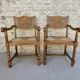 Paire de fauteuils néo-basques, en bois et assise paillée