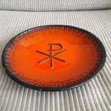 Decorative vintage plate signed