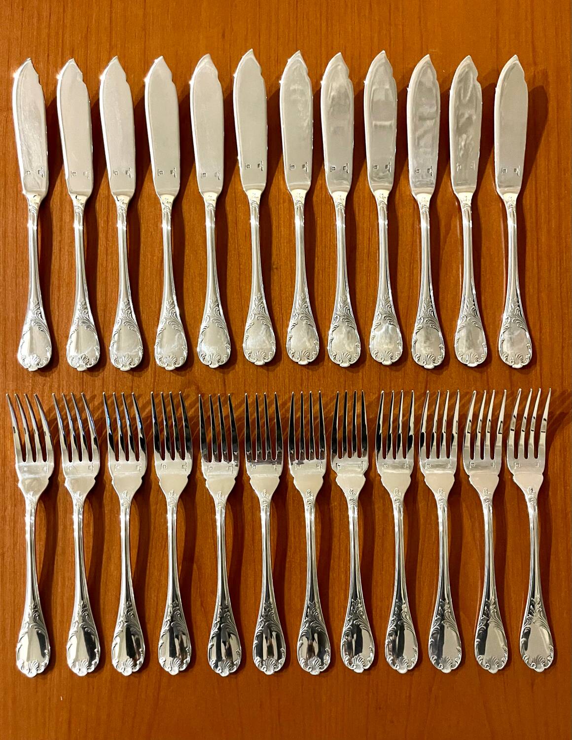 Christofle Marly 12 fish cutlery sets, 24 pieces, very good condition