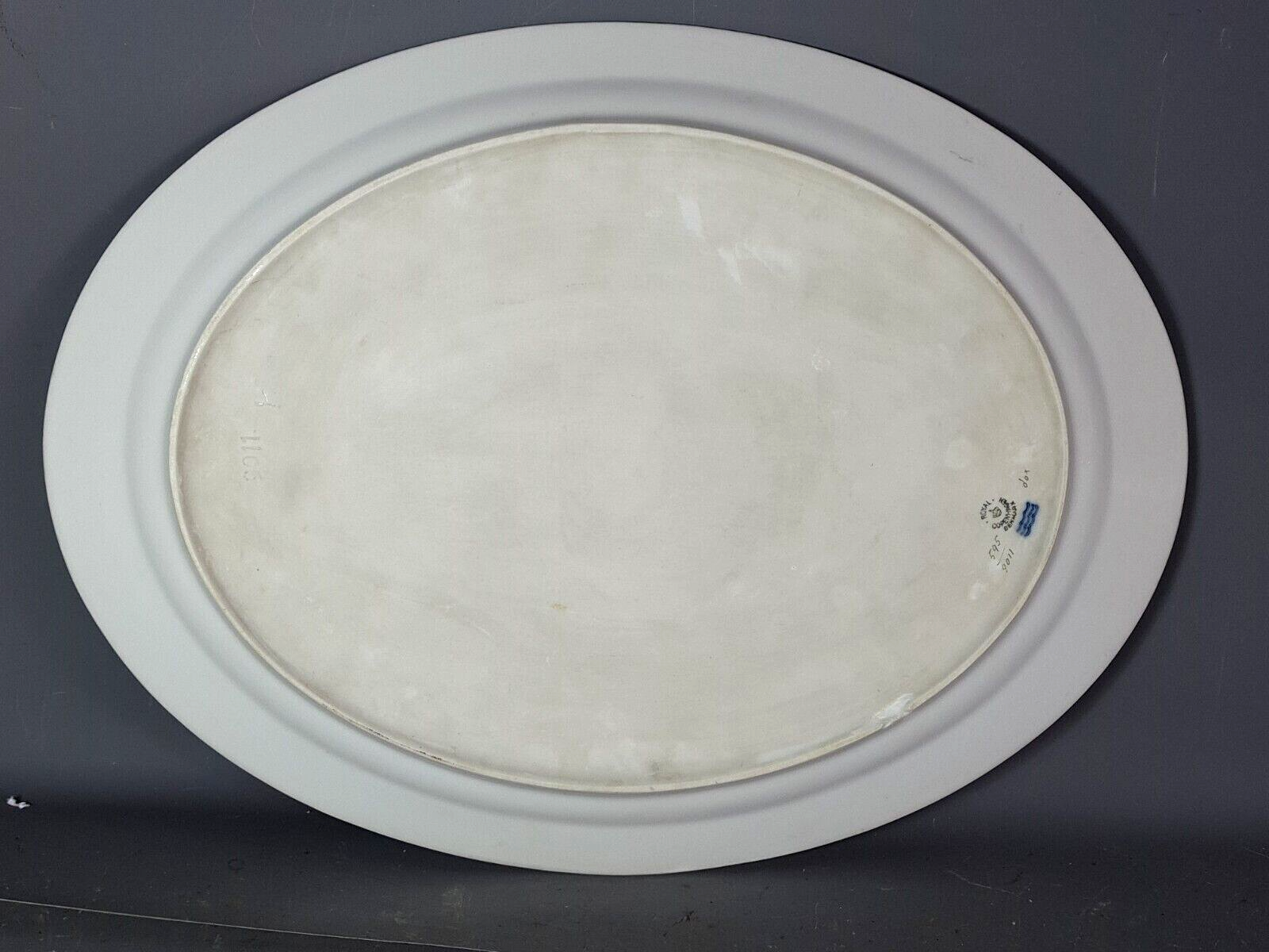 Royal Copenhagen porcelain dish circa 1920-1935 48x36 cm SB2