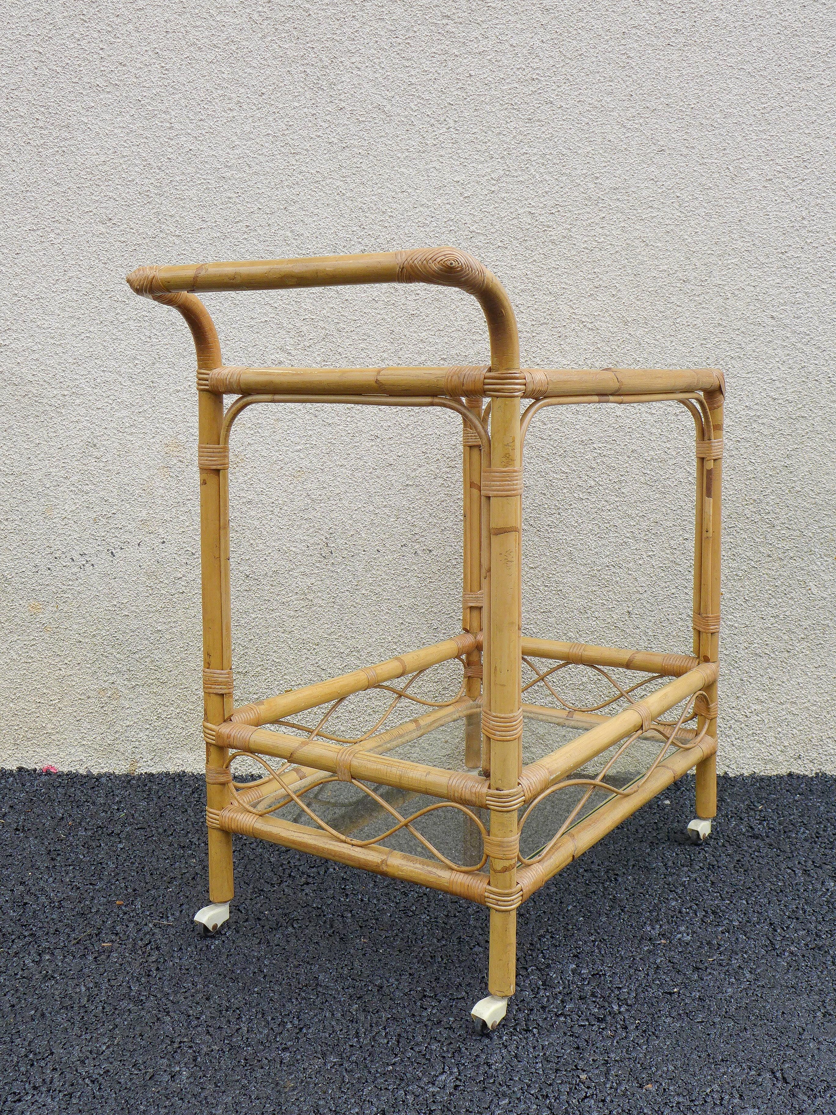 Bamboo service, wheeled cart, rolling bar, bar, vintage dessert