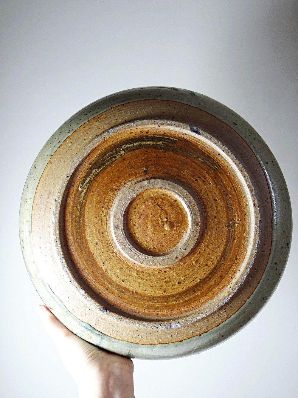 Vintage 1960s-1970s pyrite art stone fruit bowl.