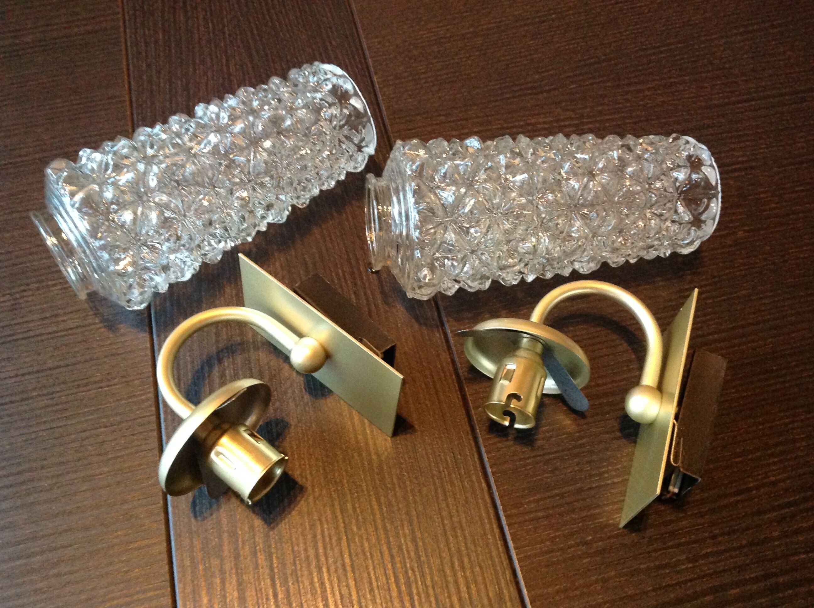 Pair of tulip glass and gold/vintage metal wall lamps 60/70