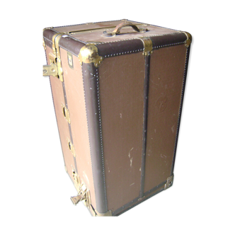 1920 american brand wheary travel trunk
