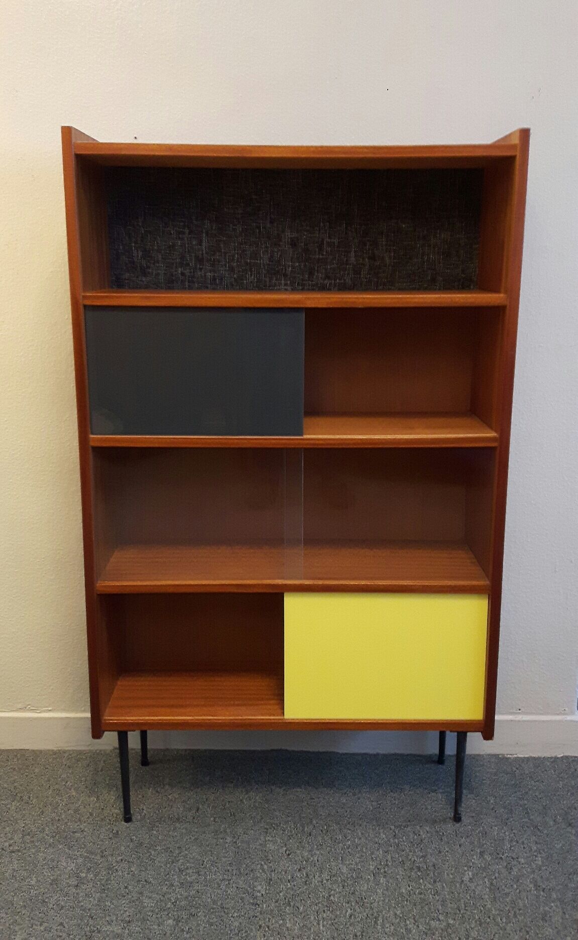 Bibliothèque étagère des années 50