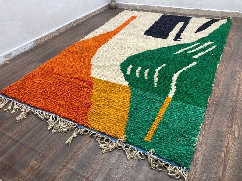 Traditional handmade pure wool rug, size 200 x 300 cm
