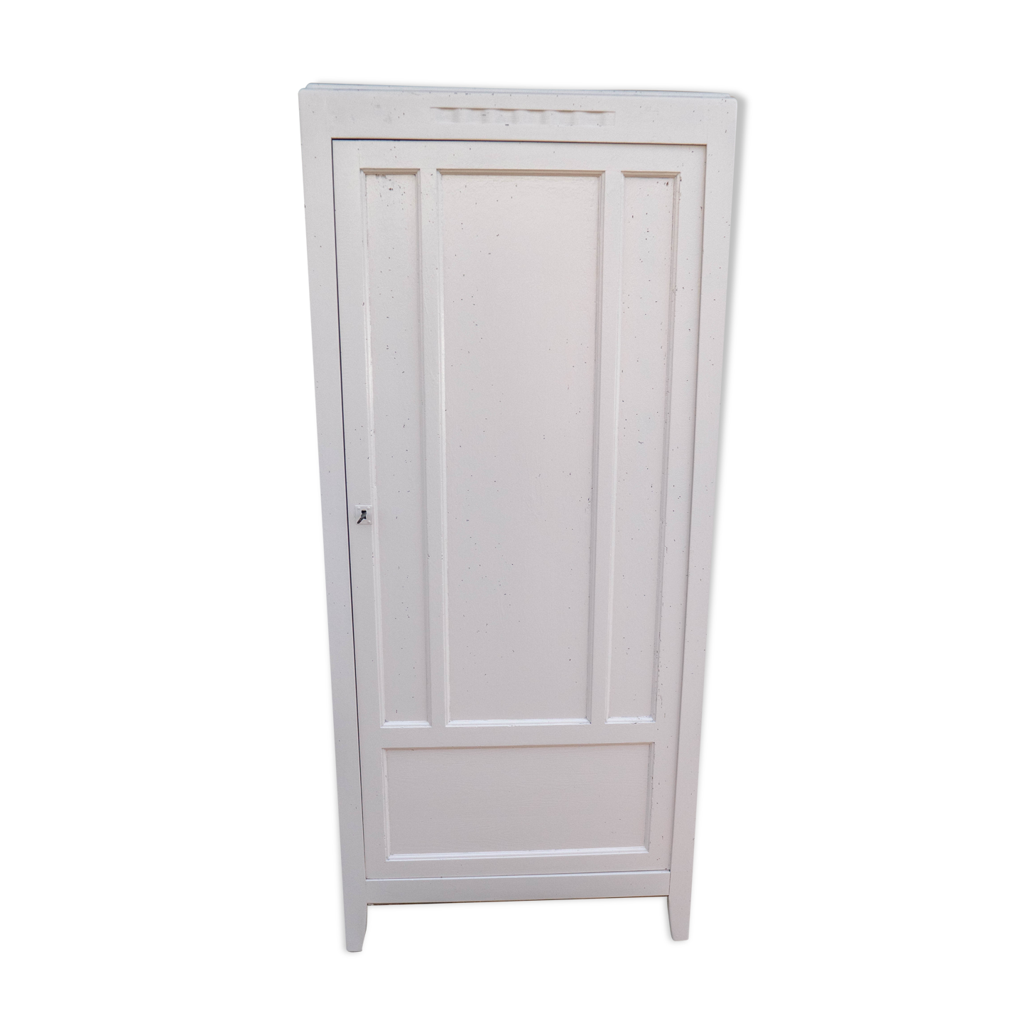 Armoire parisienne