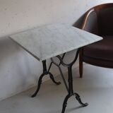 Square bistro table in white marble and cast iron