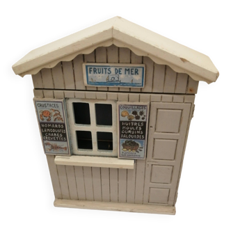 Boita keys vintage fishing house