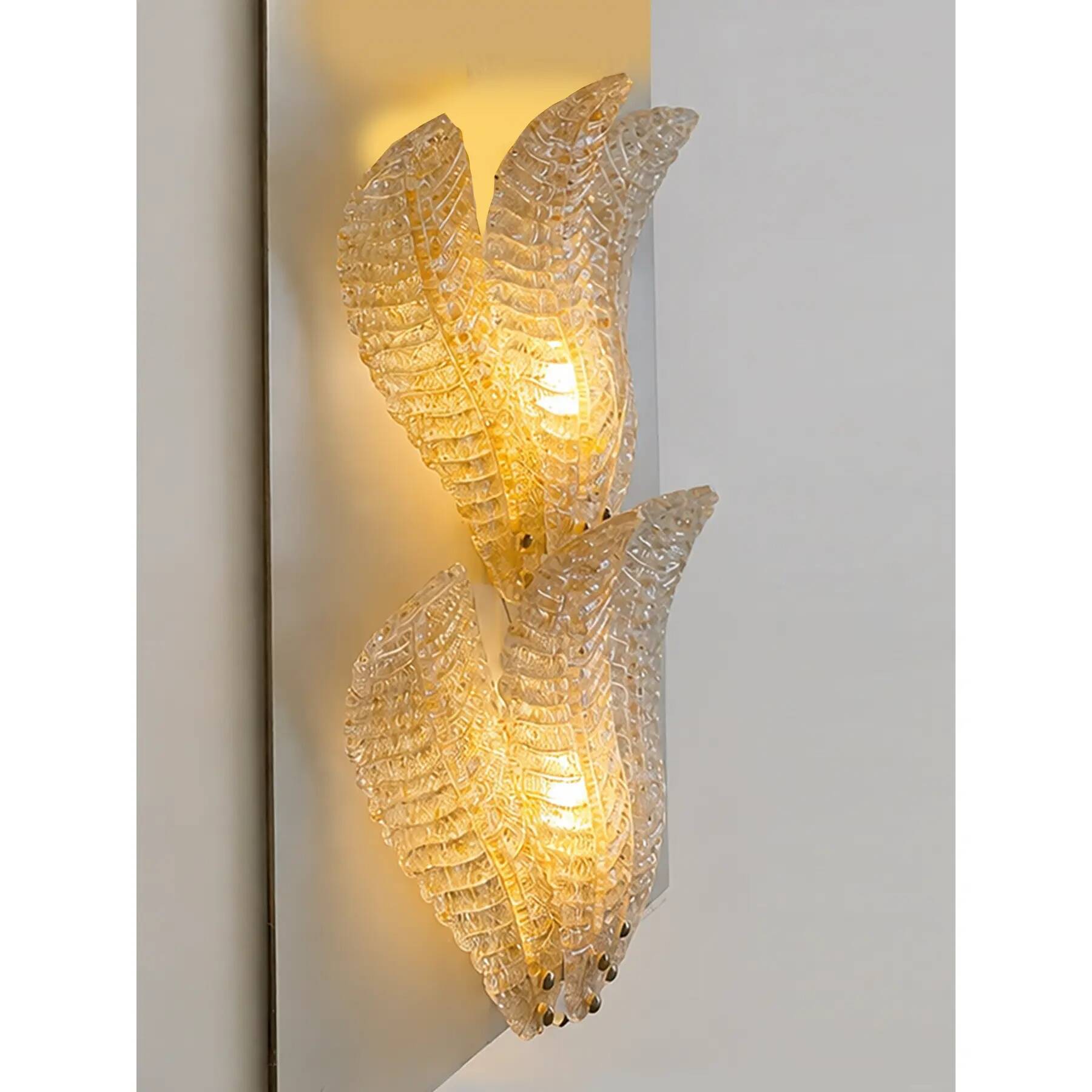 Luxury Venetian Wall Sconces in Amber "Graniglia" Leaves Murano Glass-Set o