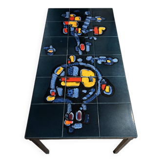 Ceramic coffee table