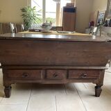 Old kneading trough or trough