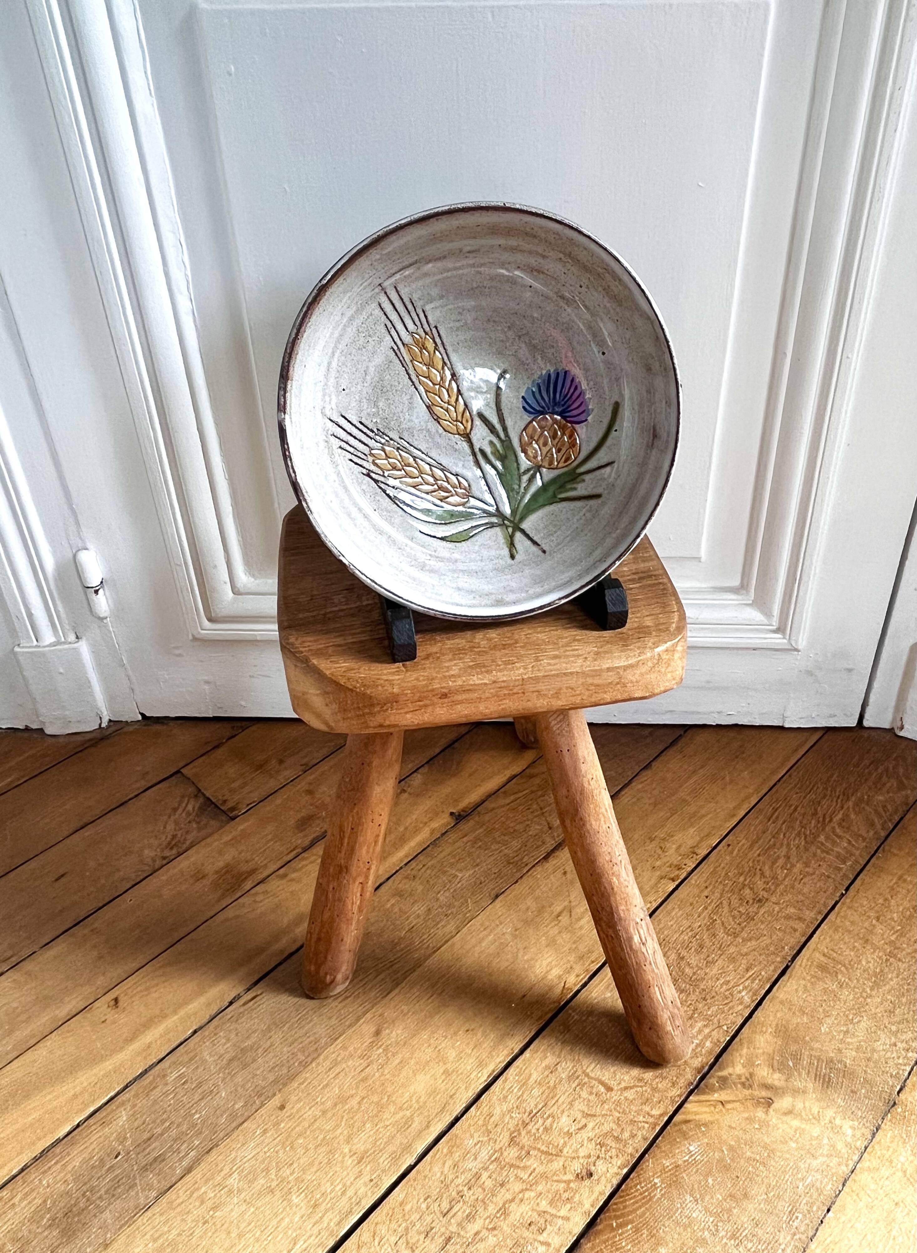 Thistle and ears of wheat salad bowl