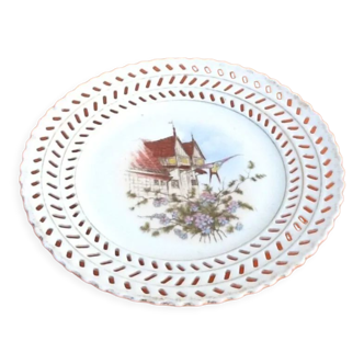 Assiette en porcelaine années 1920