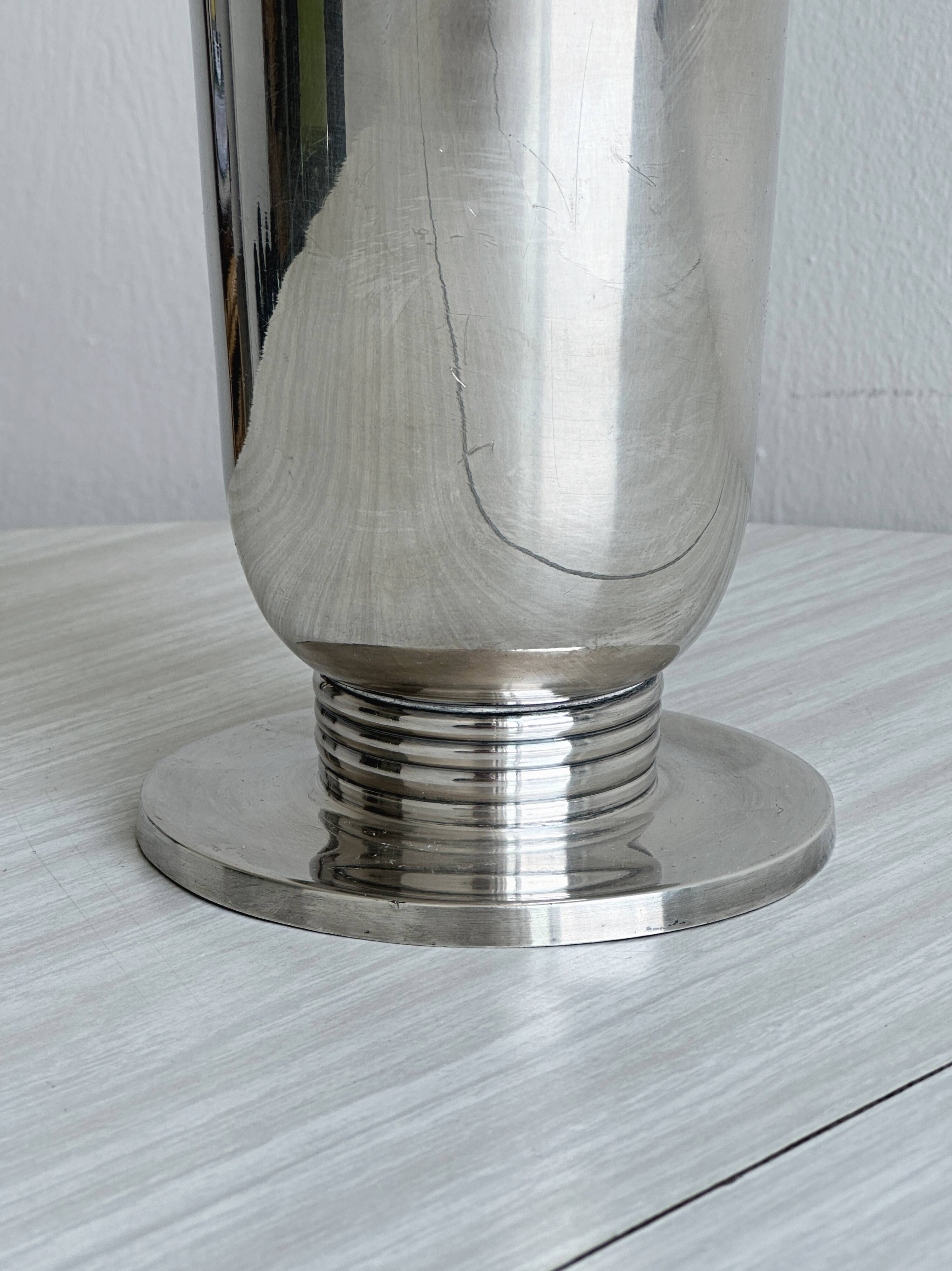 Silver-plated tulip vase