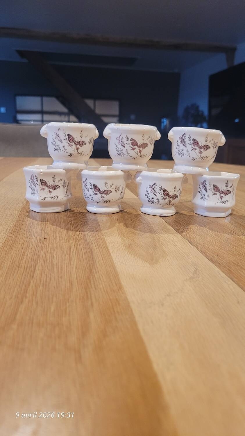 7 porcelain egg cups