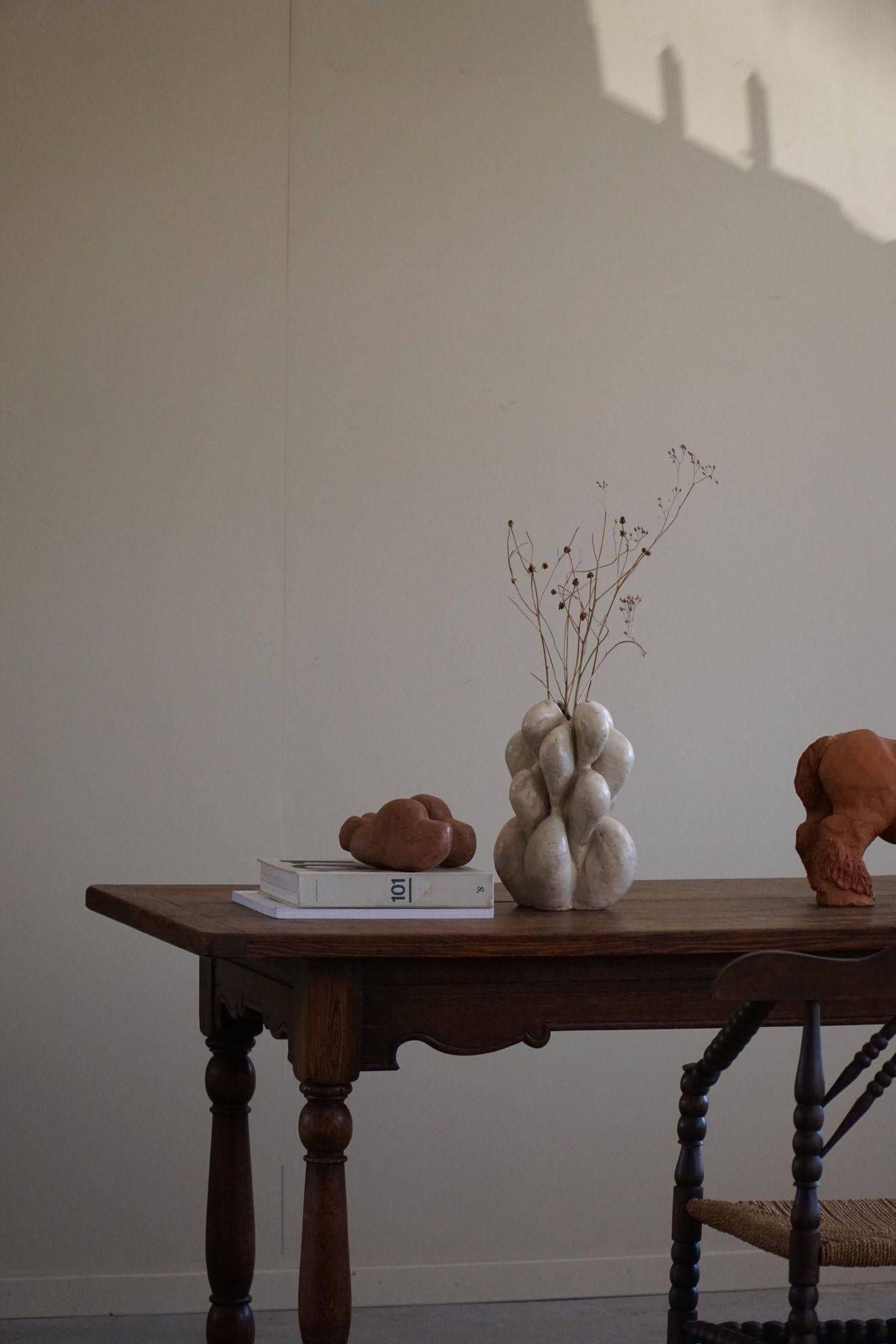 Bureau / Table à manger par ébéniste danois en chêne, style baroque, années 1970