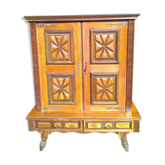 Old-style sideboard