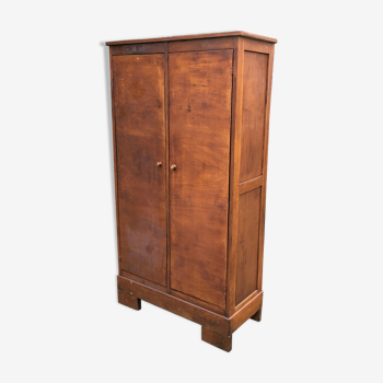 Armoire parisienne