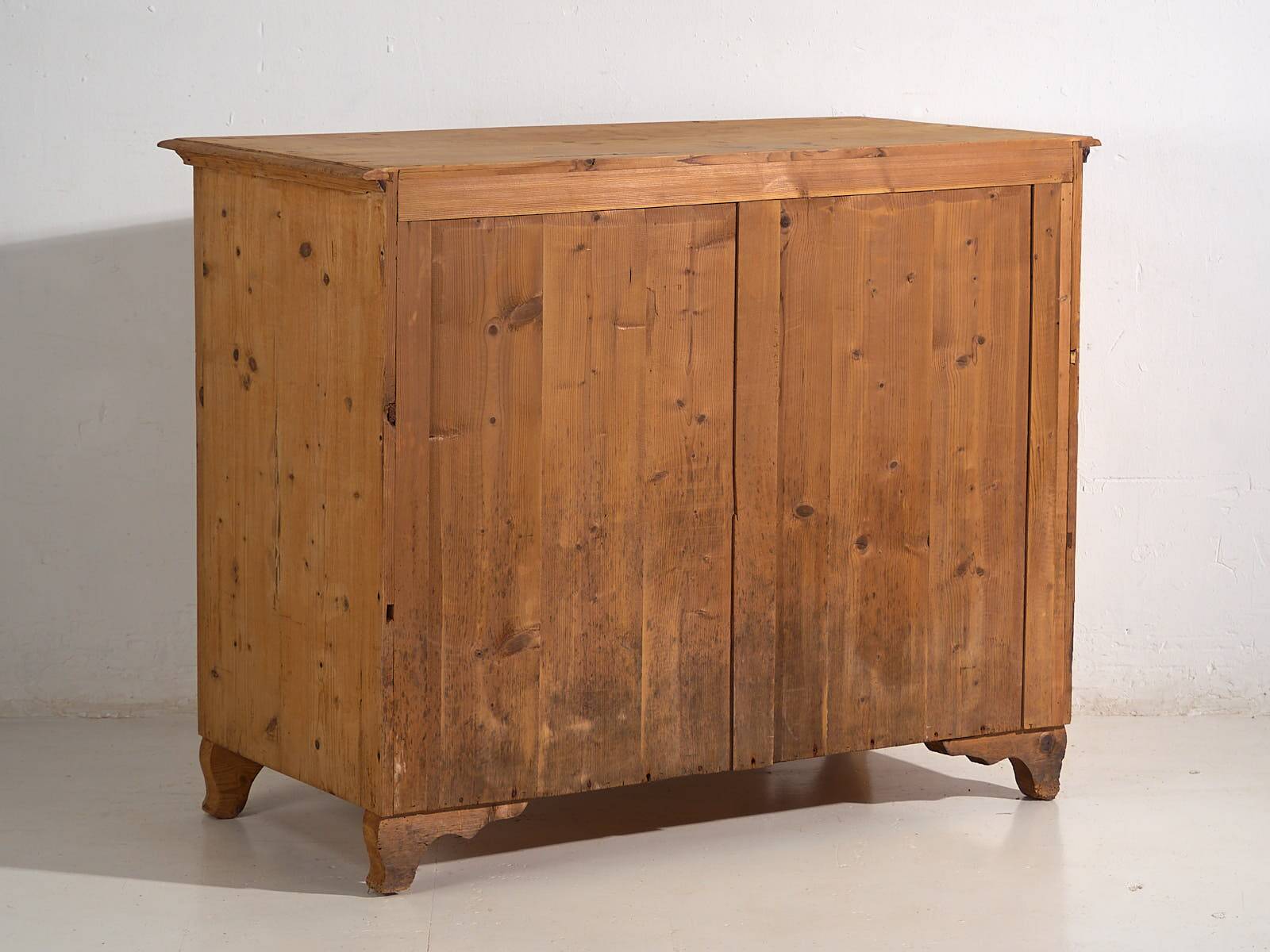 Antique Provençal chest of drawers (c.1920)