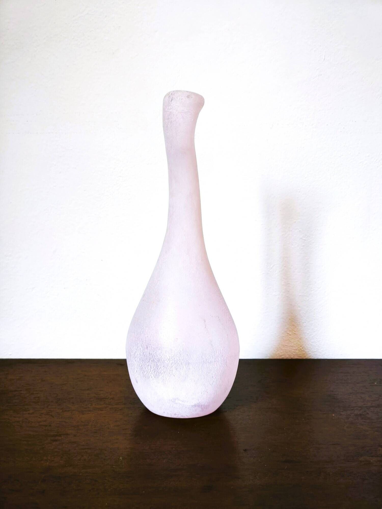 Satin-finished Italian art glass vase – Hand-blown glass, 20th century