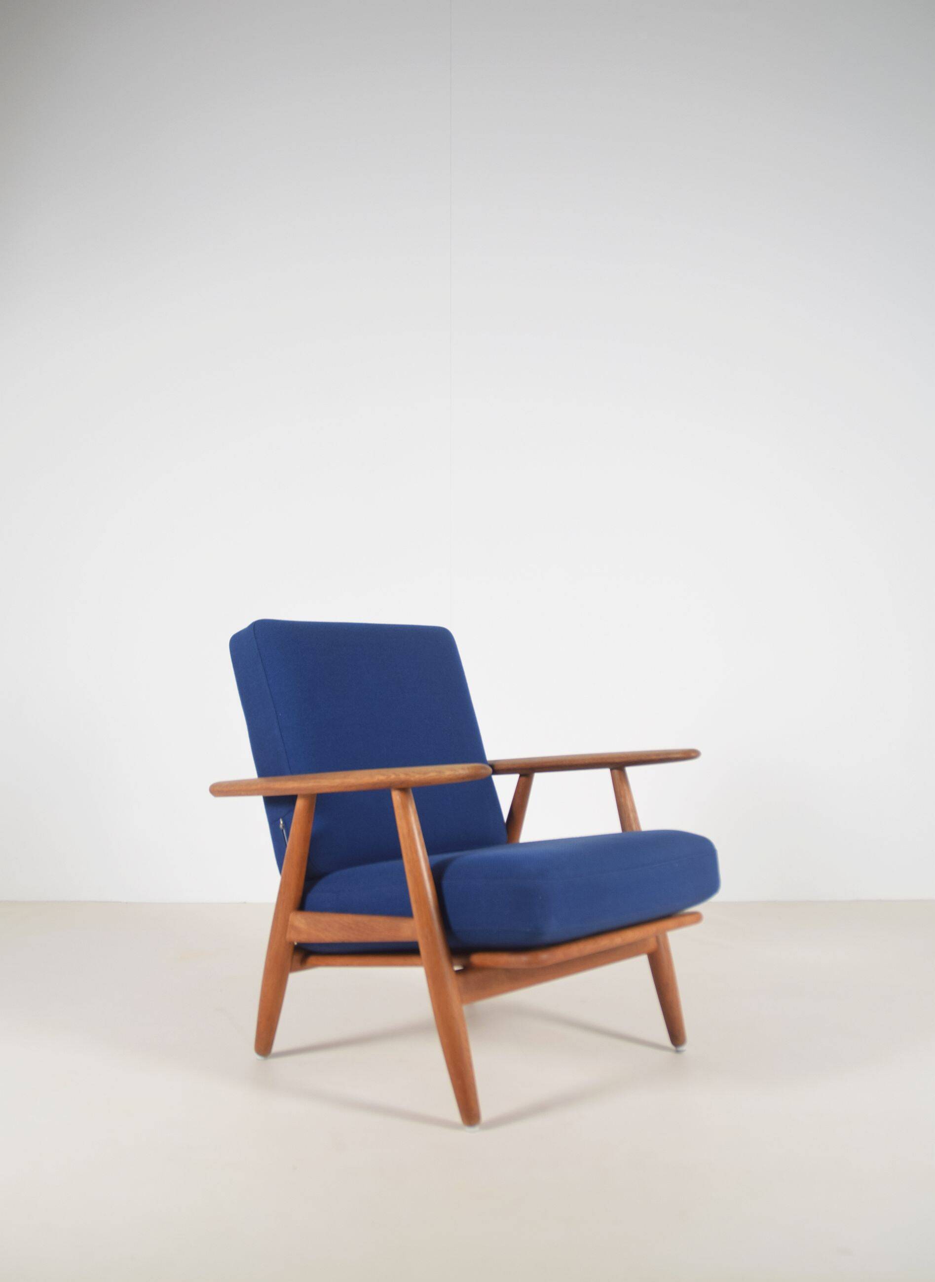 Danish Cigar GE240 chair by Hans Wegner for Getama, 1950s