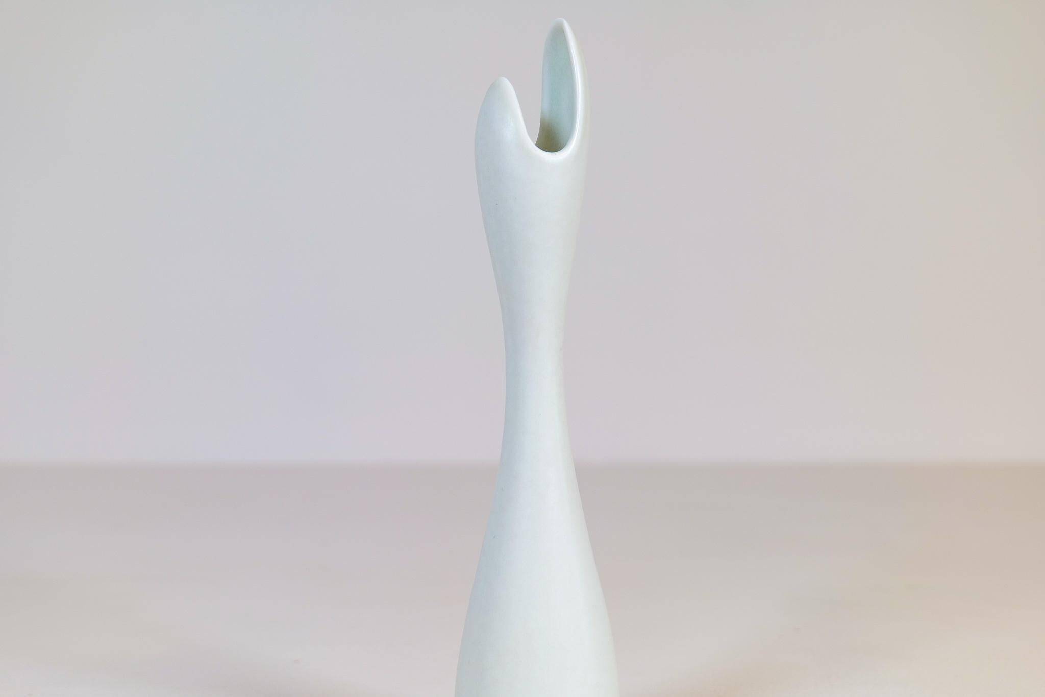 Mid-century modern ceramic vase "Caolina" Gunnar Nylund Rörstrand, Sweden