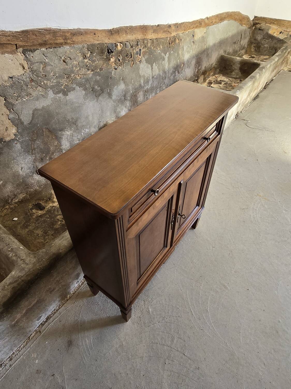 Small Parisian cherry wood buffet cabinet