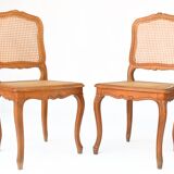Suite de 4 chaises cannées de style Louis XV