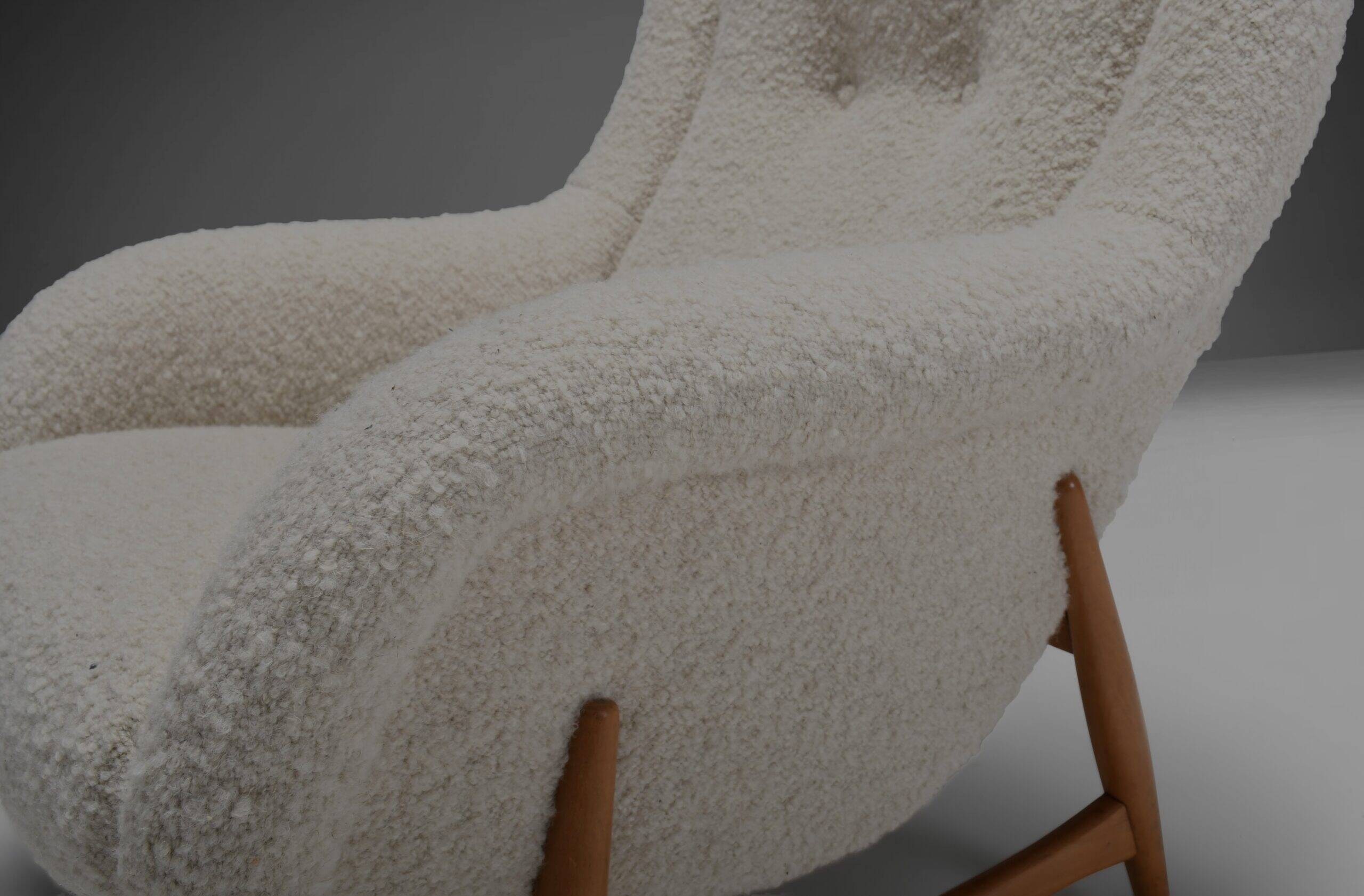 Rare lounge chair by Bengt Ruda for Artifort in wool fabric, Holland 1960s