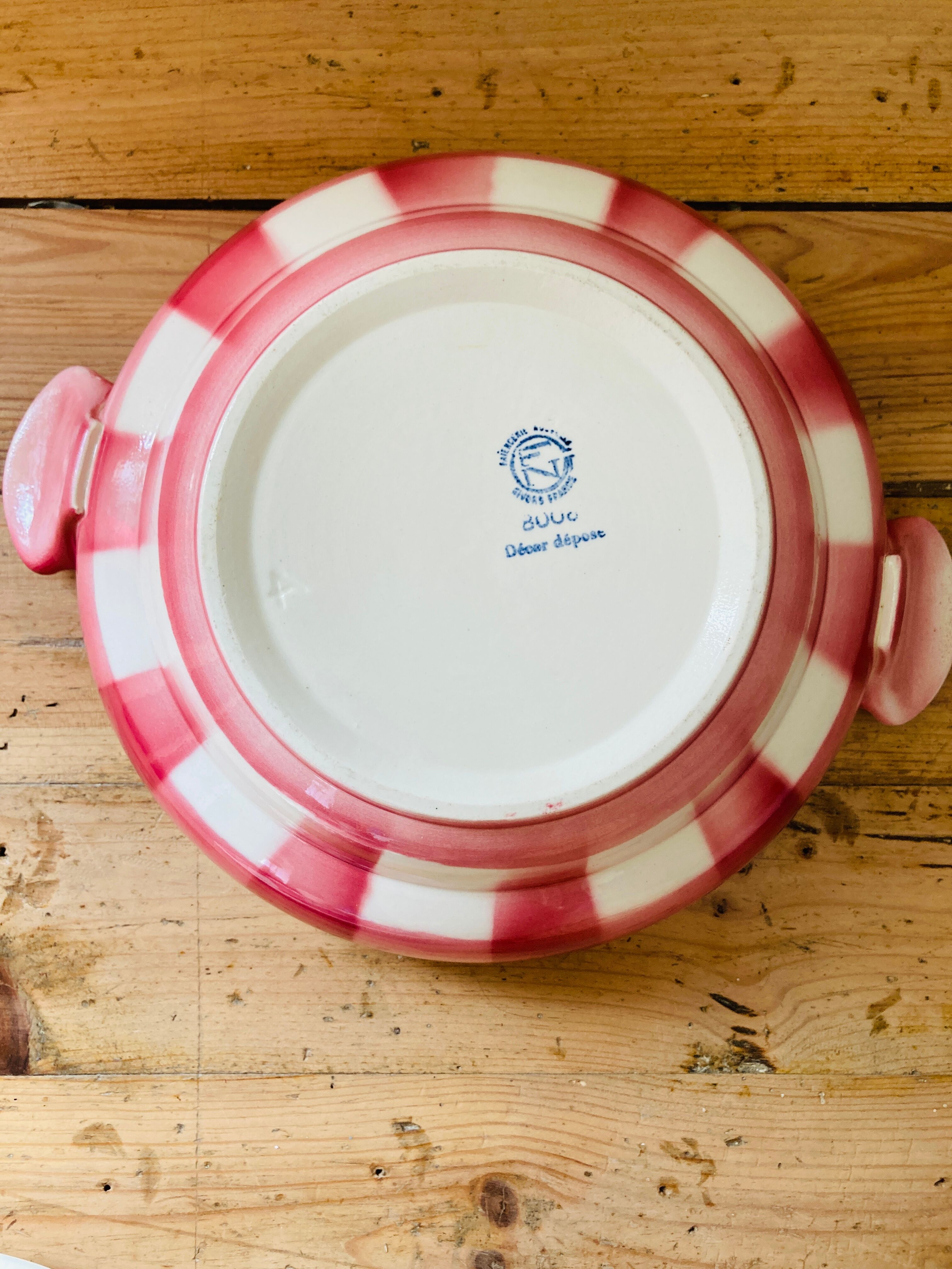 Tureen faience new pattern tiles bordeaux