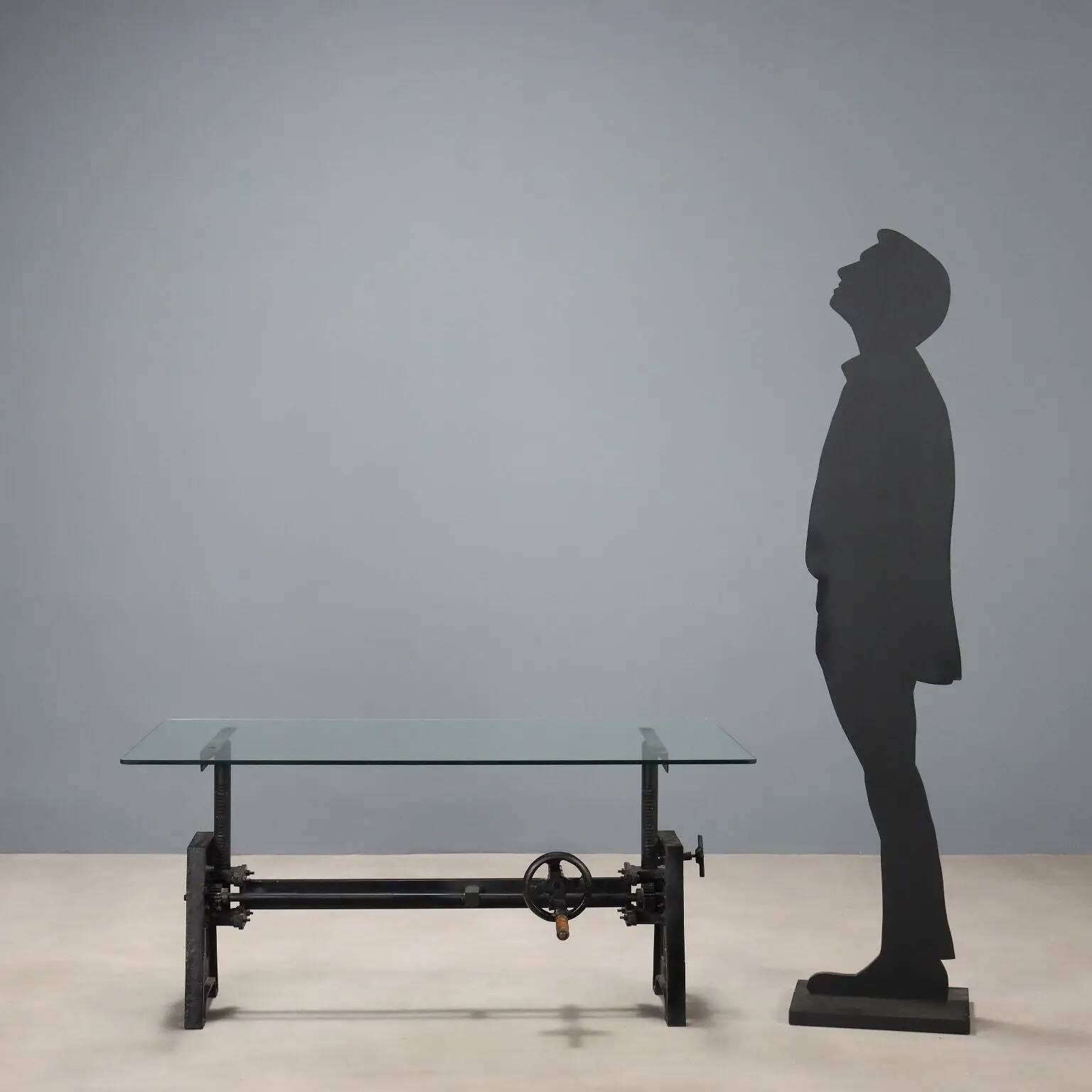Table basse ancienne réglable en fer et verre, Italie, XXe siècle