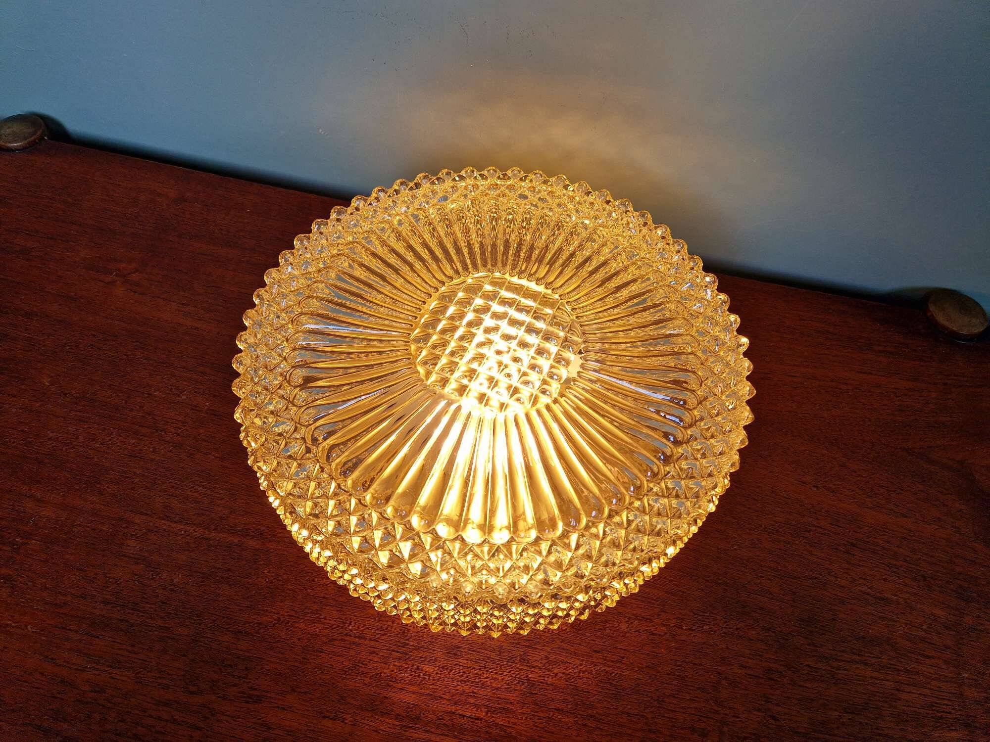 Plafonnier ou applique murale en cristal ambré et métal doré, 1970