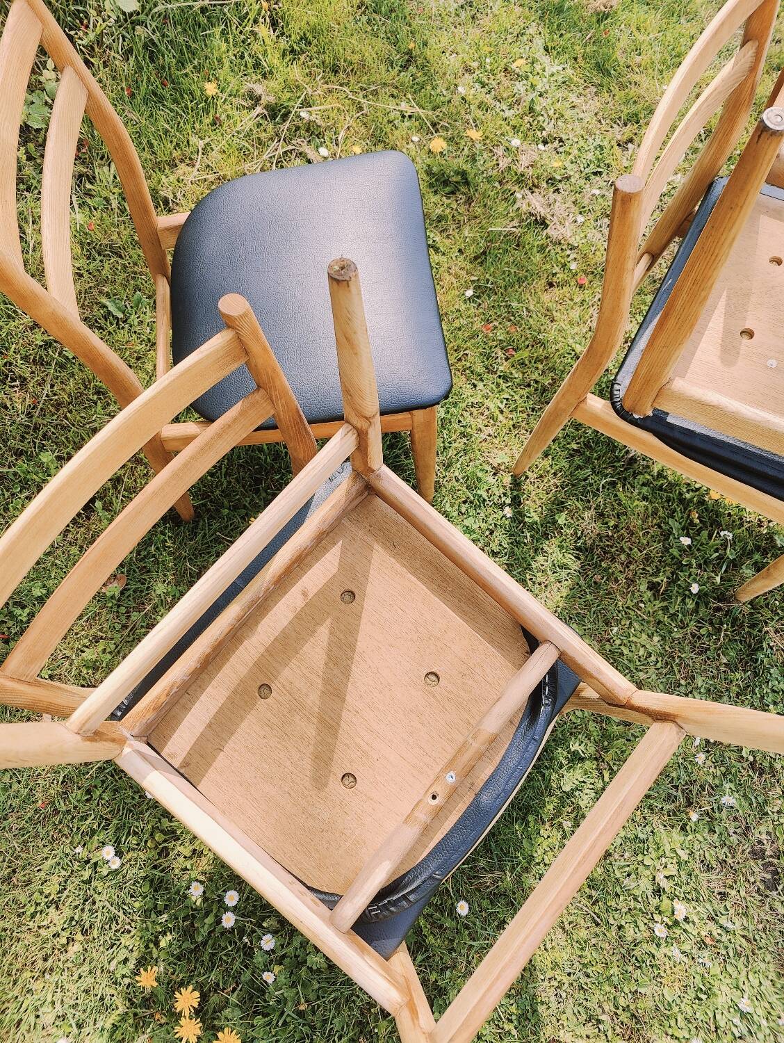 Set of 5 Scandinavian chairs