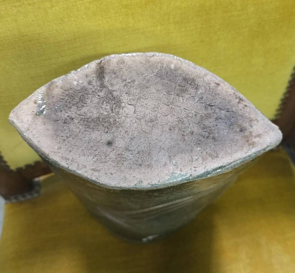 Large sculptural vase in glazed ceramic, artwork from around 1970.