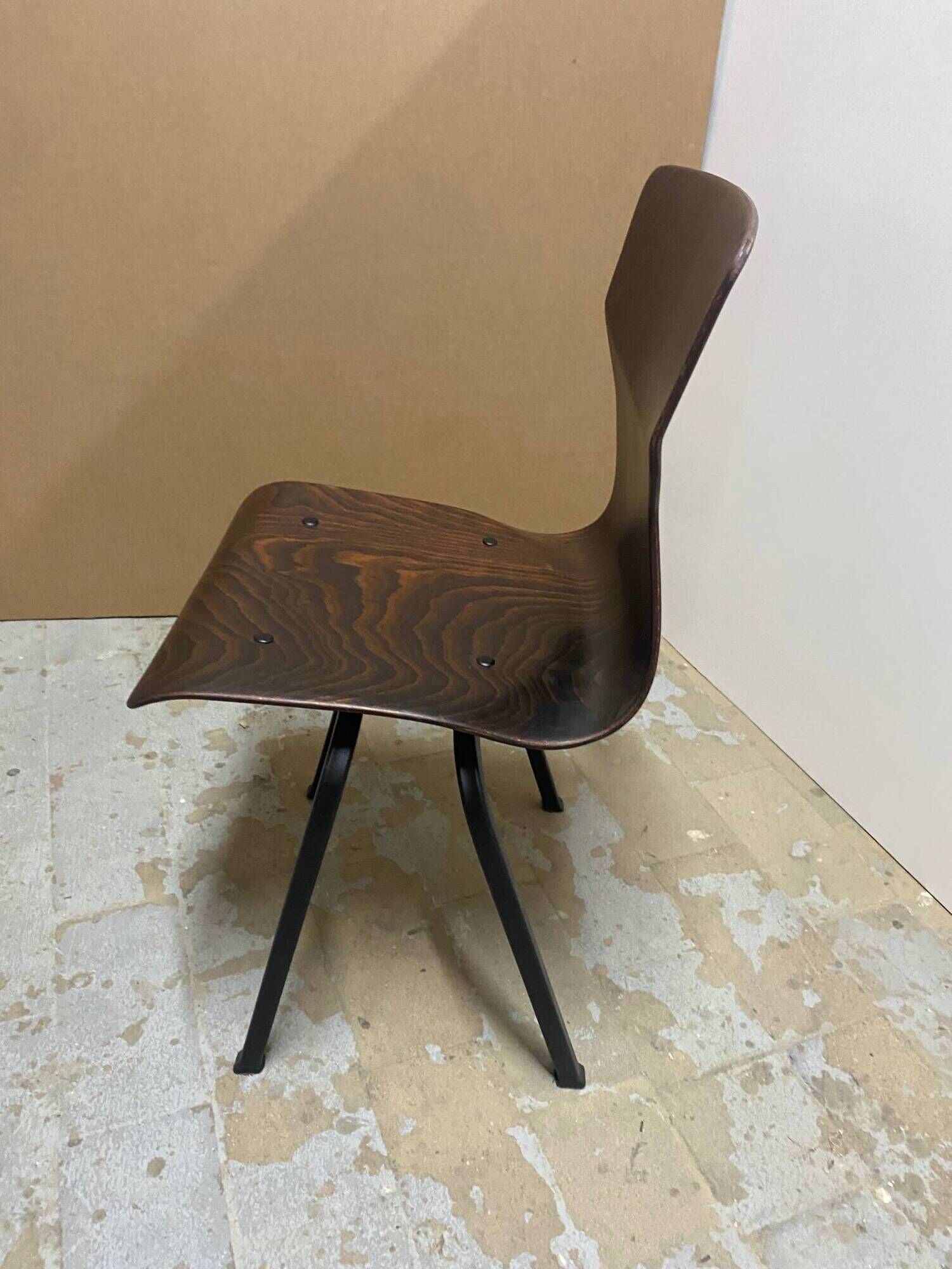 Child's chair Eromes