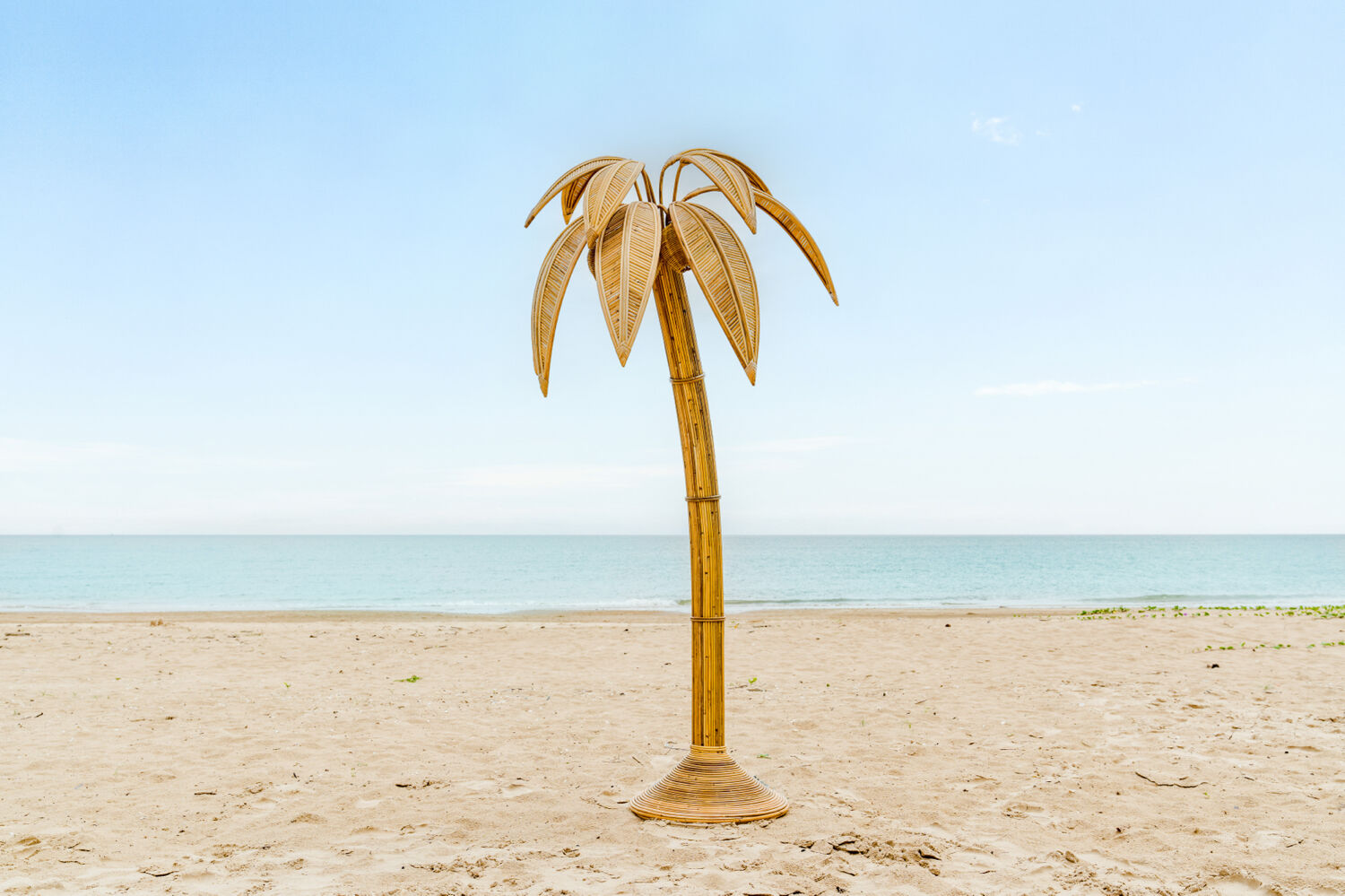 "Palm/coconut tree" floor lamp in rattan