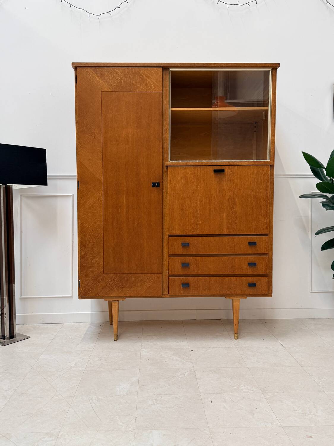 Vintage 50s wardrobe