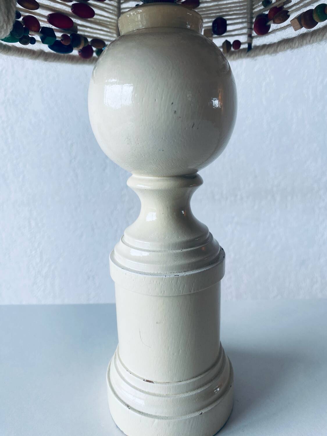 Lamp in turned wood and beads