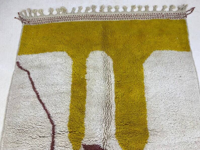Tapis azilal Tissé main traditionnelle taille 150 x 250 cm