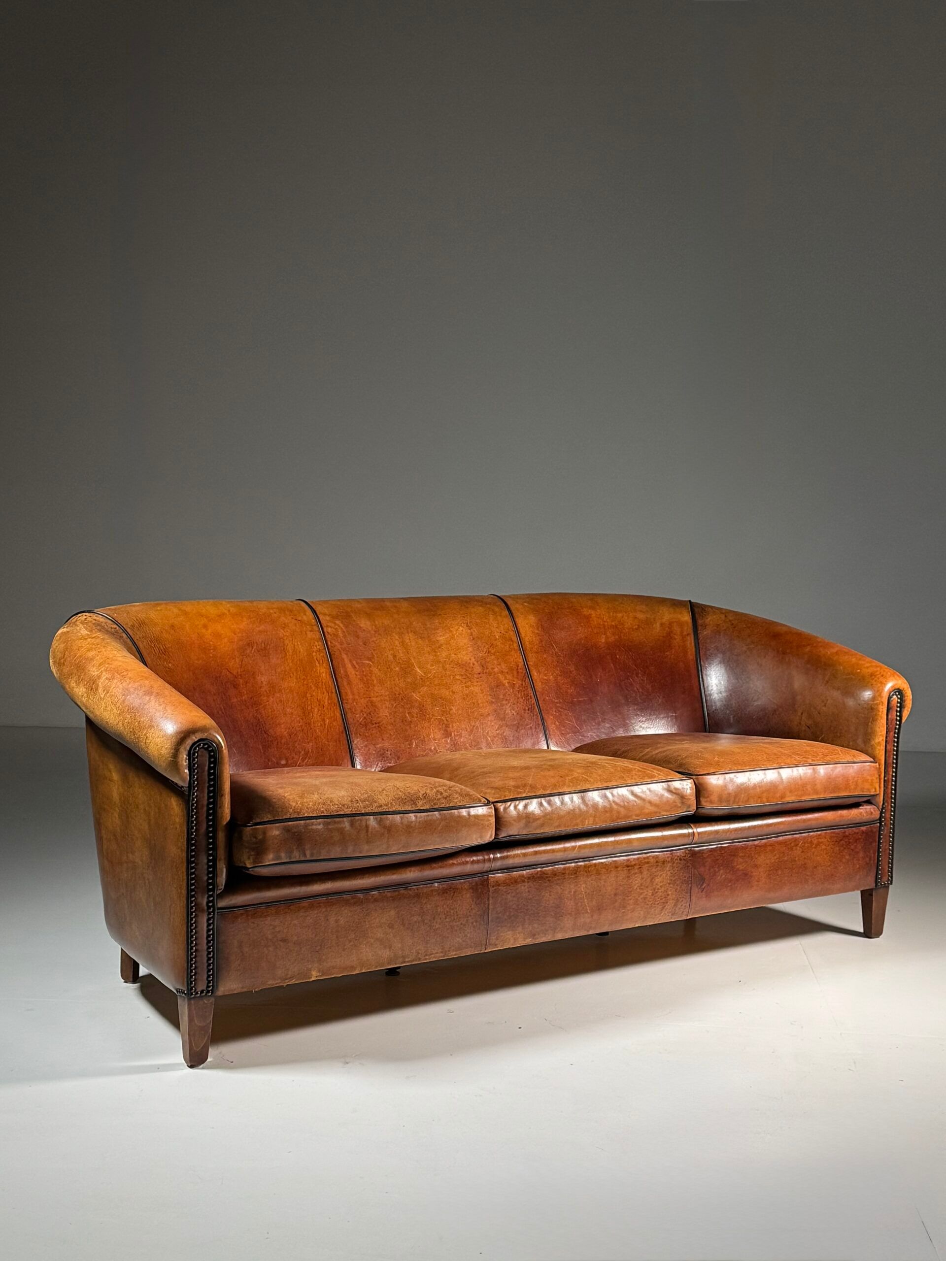Sheepskin 3-seater classic sofa