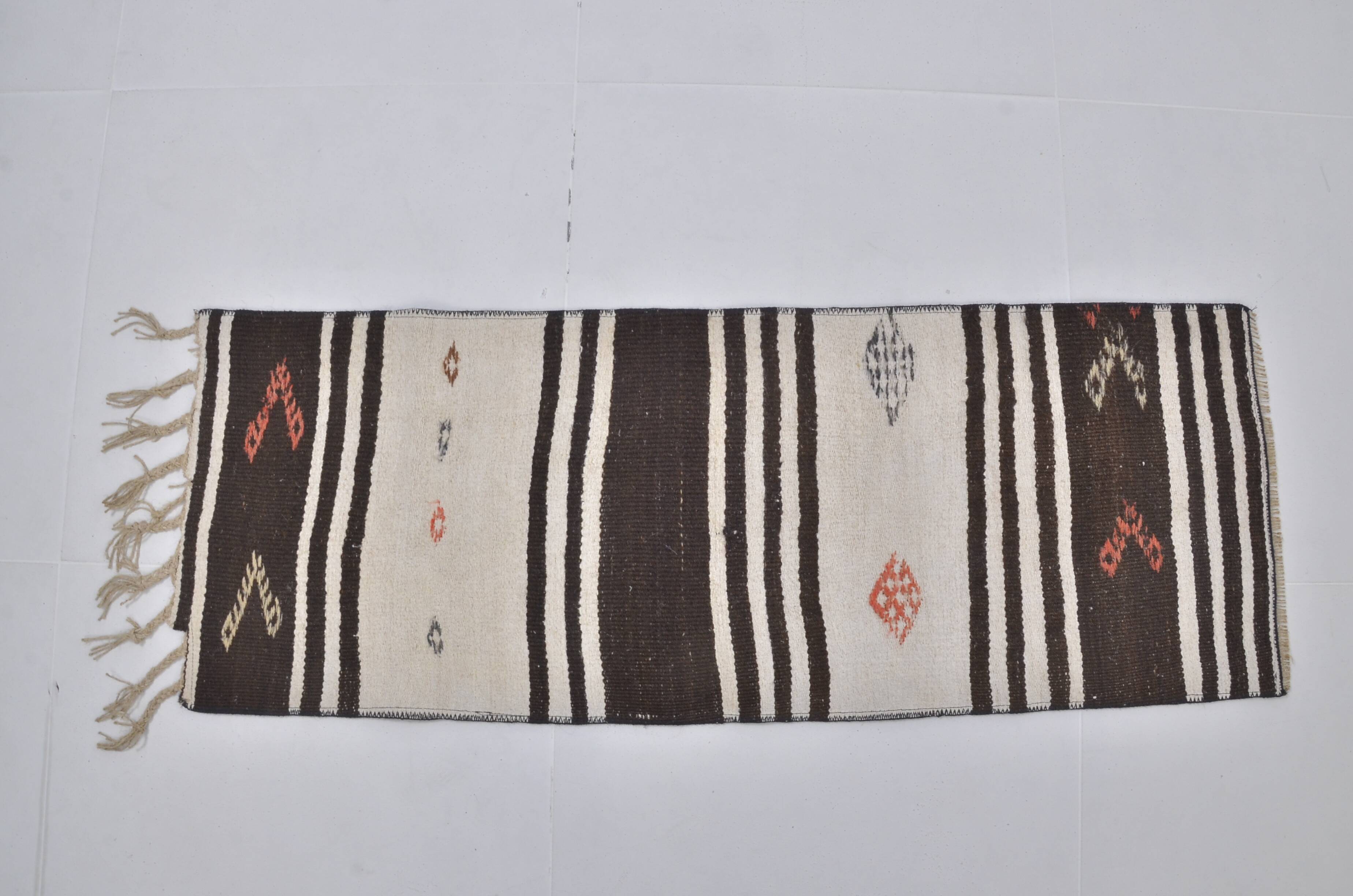 Small Vintage Hmep Kilim Rug sku 3974